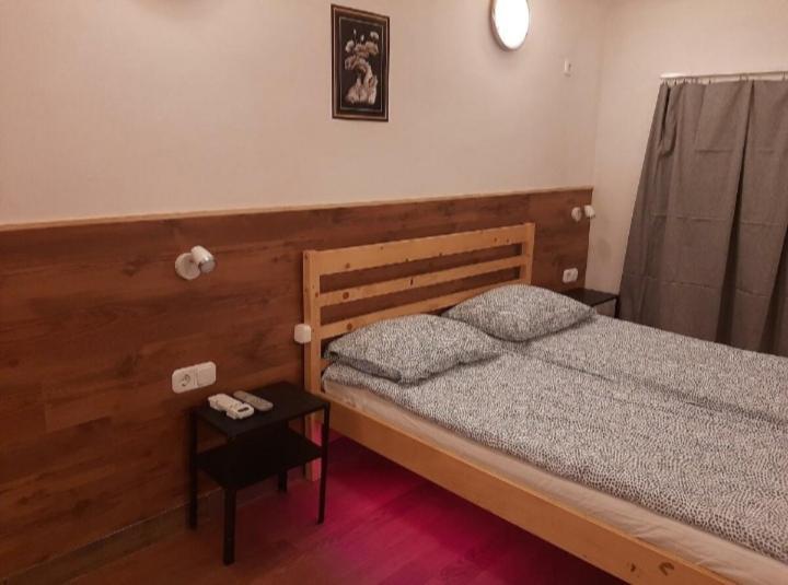ブダペストApartman Vorosmartyアパートメント エクステリア 写真