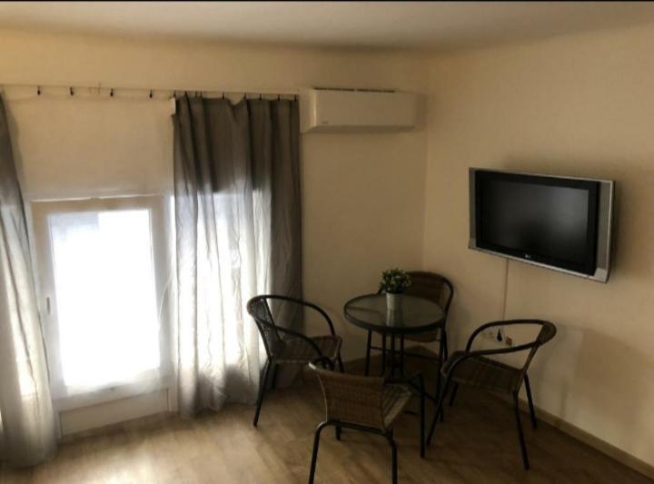 ブダペストApartman Vorosmartyアパートメント エクステリア 写真