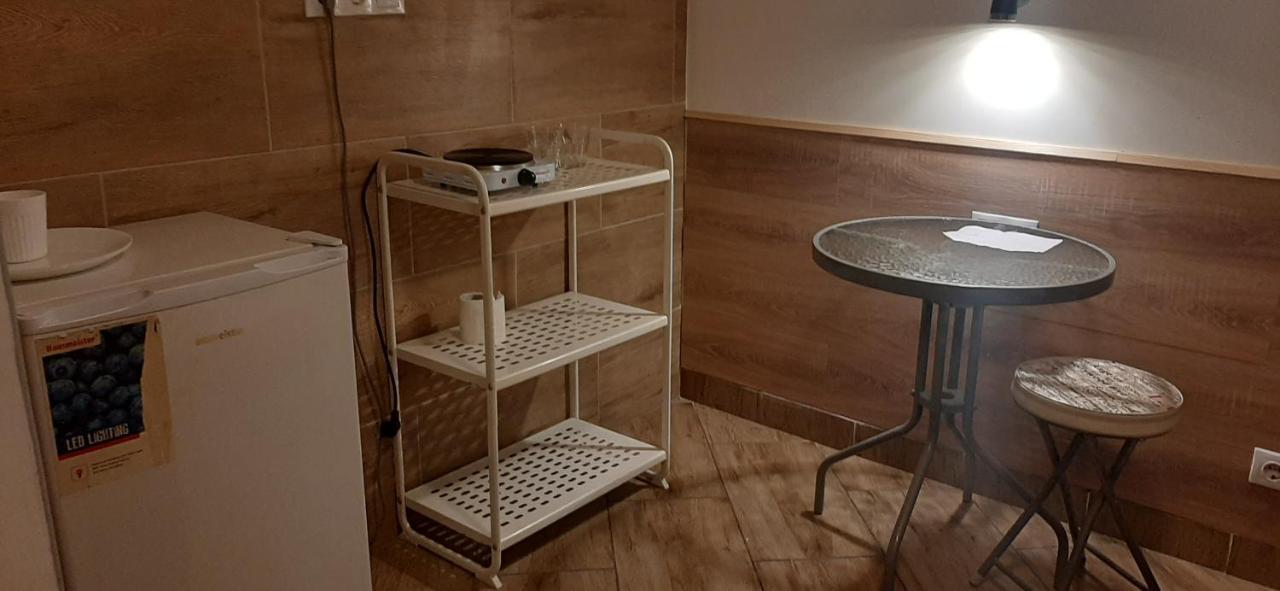 ブダペストApartman Vorosmartyアパートメント エクステリア 写真