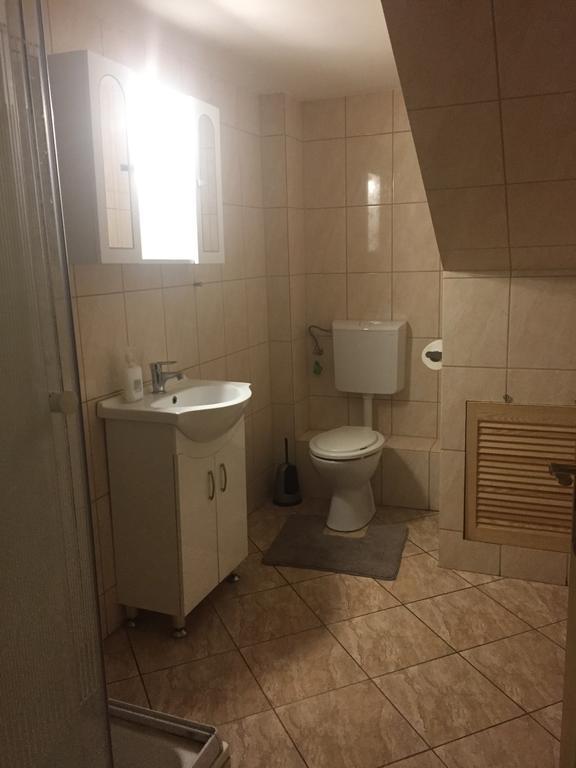 ブダペストApartman Vorosmartyアパートメント エクステリア 写真