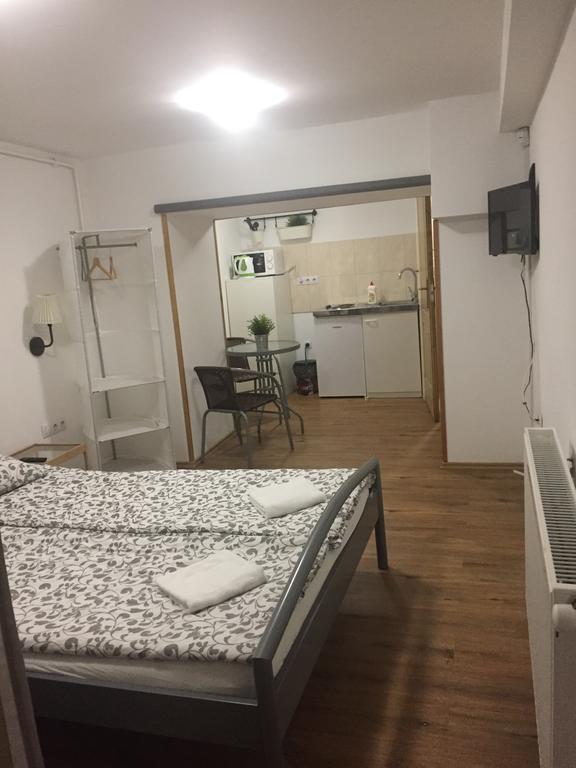 ブダペストApartman Vorosmartyアパートメント エクステリア 写真